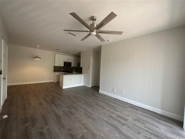 Building Photo - 2627 Maitland Crossing Way