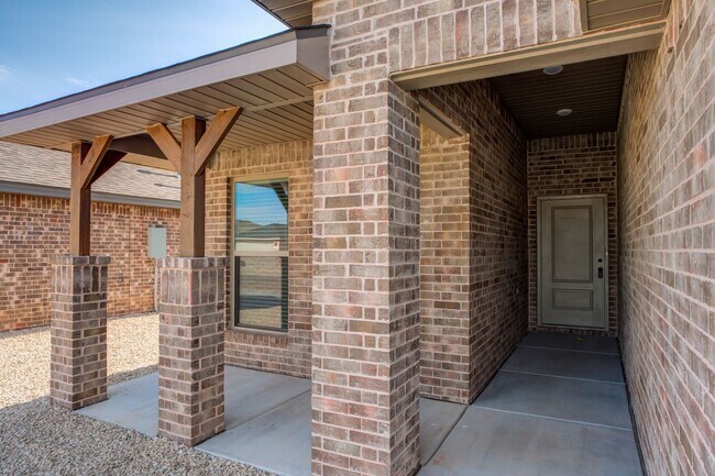 Building Photo - Brand New 4/2 in South Lubbock!