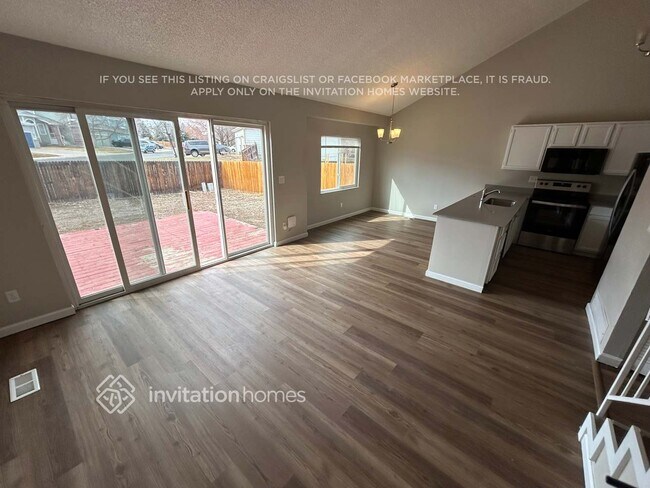 Foto del edificio - 19684 E Girard Dr