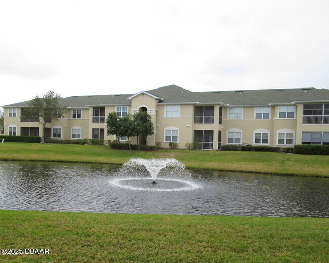 Foto del edificio - 830 Airport Rd