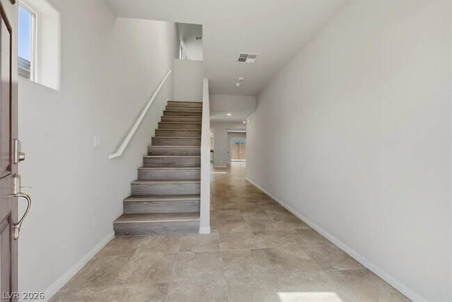 Building Photo - 1058 Willow Berry Ave