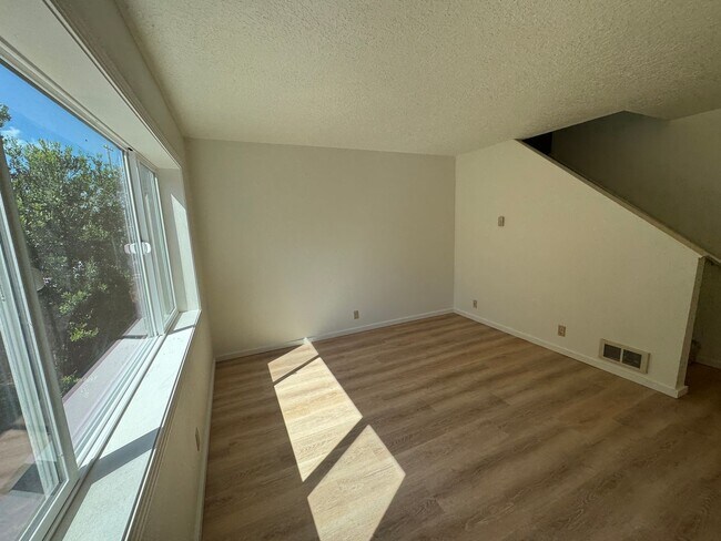 Foto del edificio - 708 NE Avery St