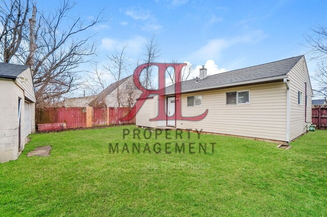 Building Photo - 2262 Century Dr