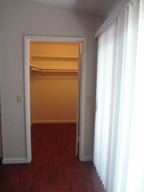 Building Photo - 5909 Country Ln