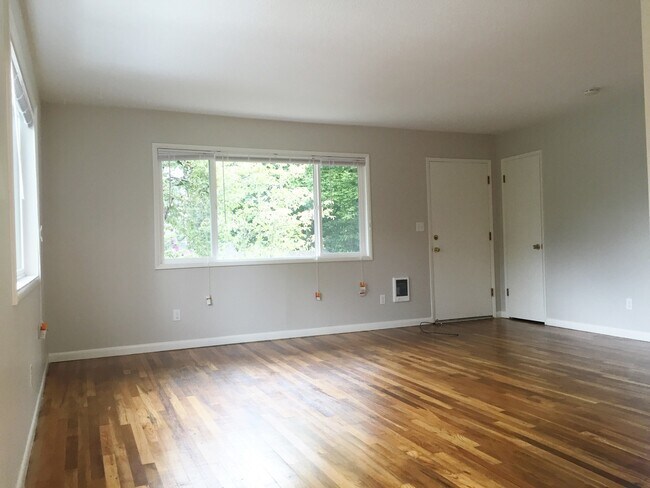 Building Photo - 115se34