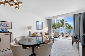 Building Photo - 4391 Collins Ave