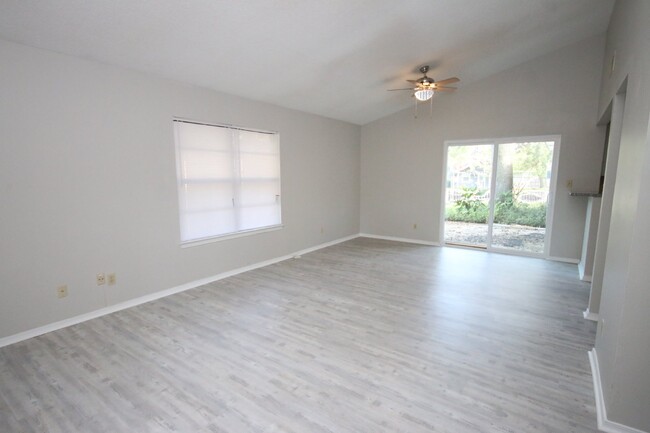 Building Photo - "Remodeled 3-Bedroom Home with Modern Upgr...