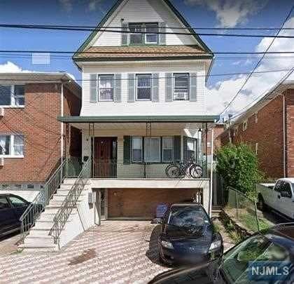 Primary Photo - 62 Lincoln St