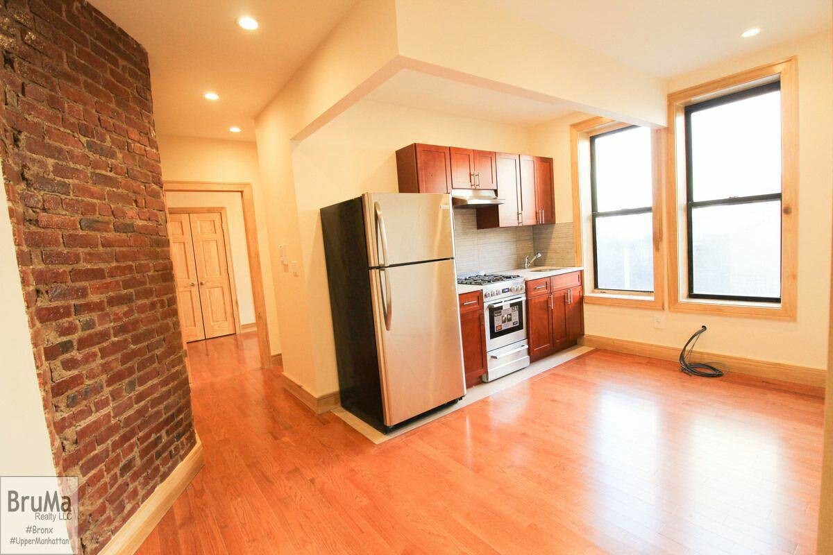 Primary Photo - 59 Nagle Ave