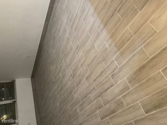 Foto del edificio - 1591 NE Miami Gardens Dr