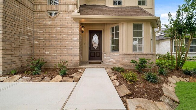 Foto del edificio - 1504 Regency Ct