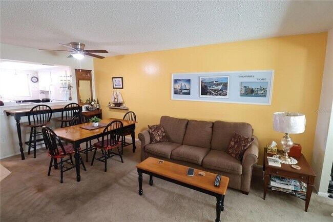 Foto del edificio - 4206 Heron Way