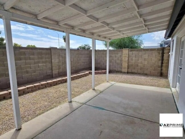 Foto del edificio - This home is adorable!