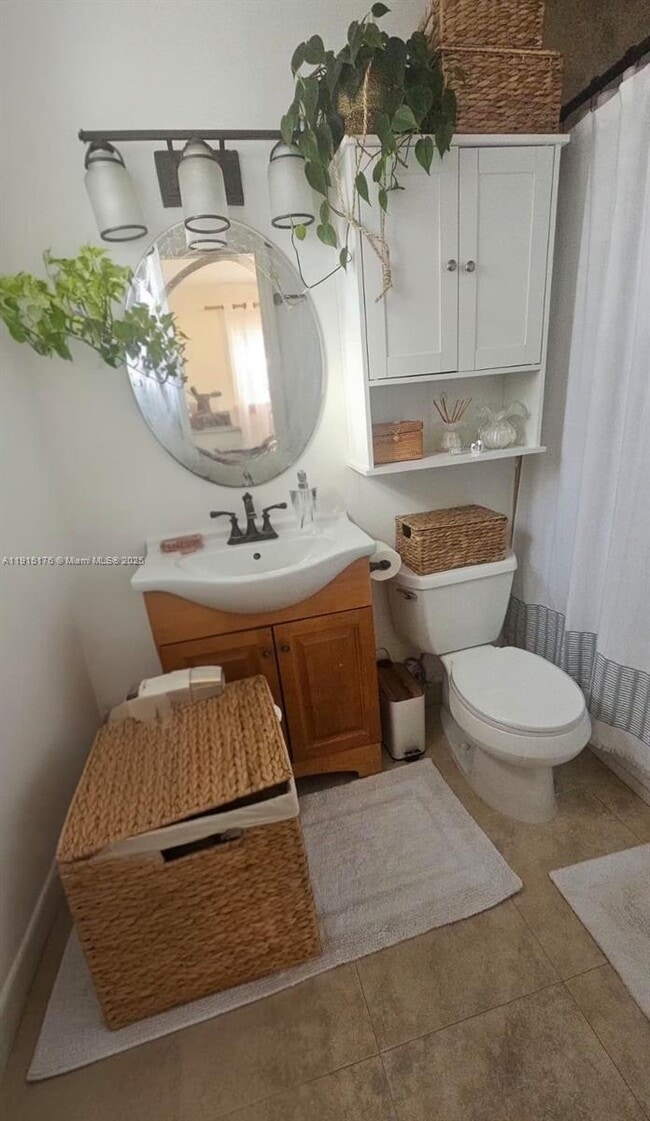 Building Photo - 4758 W Flagler St