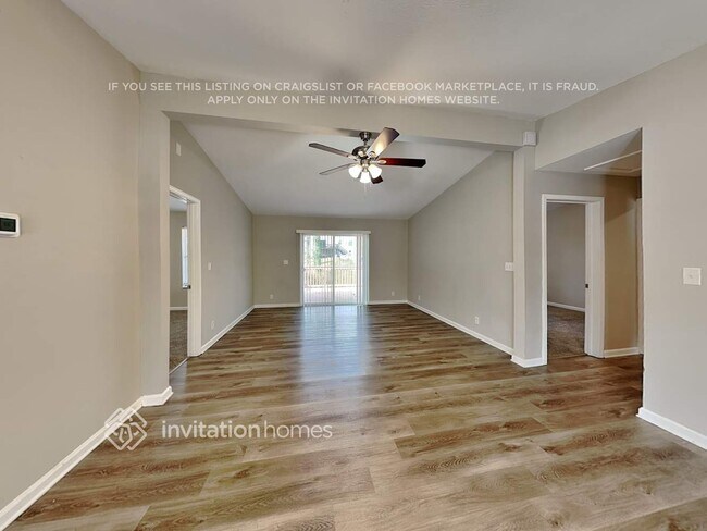 Foto del edificio - 738 Sheppard Rd