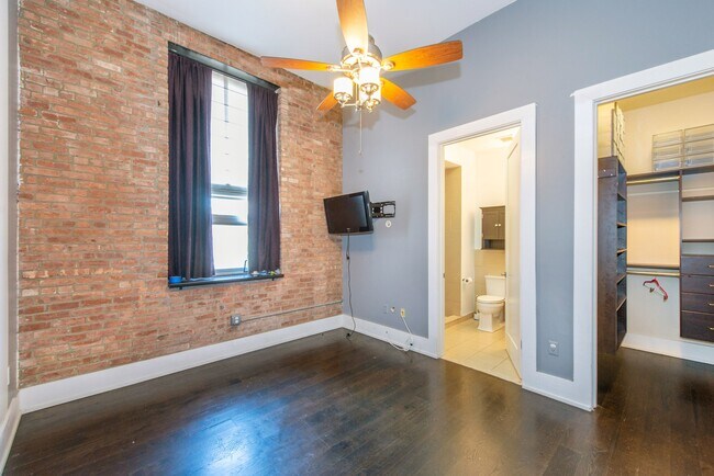 Primary bedroom and bathroom - 704 GRAND St