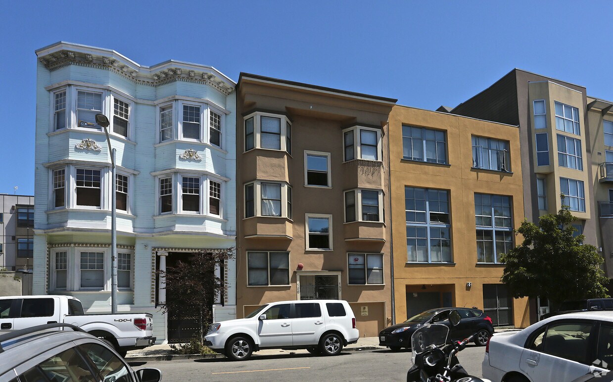 Foto del edificio - 155-157 Russ St