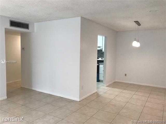 Foto del edificio - 1 br, 1 bath Condo - 7975 SW 86th St 203
