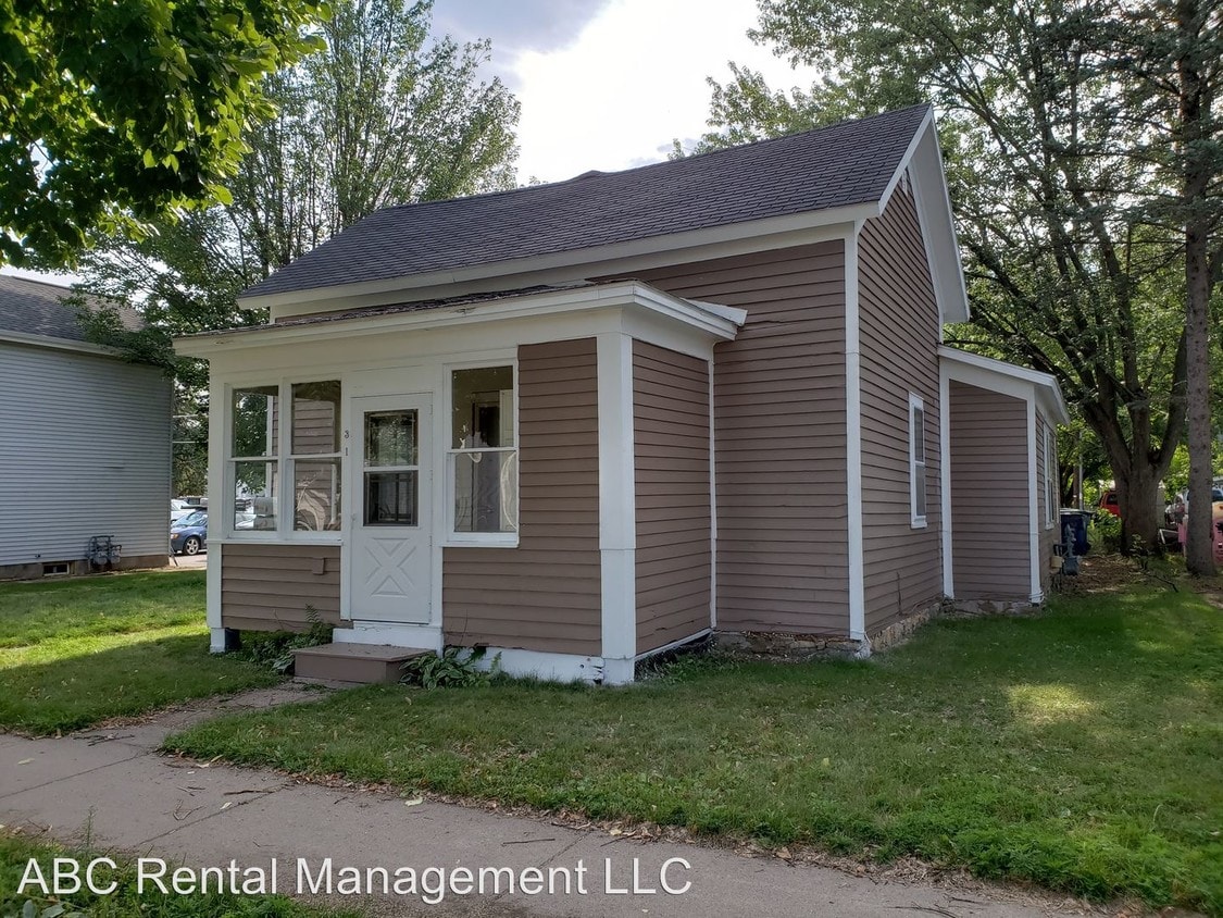 Primary Photo - 316 N 1st Ave