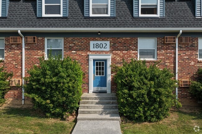 Building Entrance - The Mill at Blacksburg