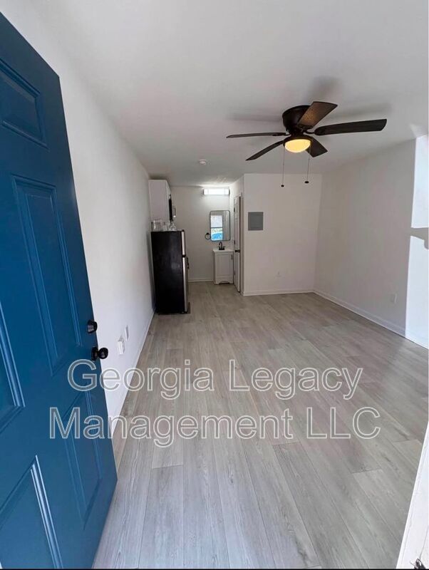 Foto del edificio - 3334 Dellwood Rd