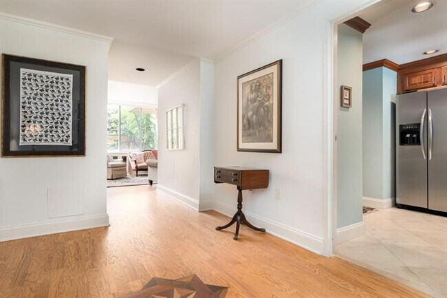 Foto del edificio - 2637 Peachtree Rd NE