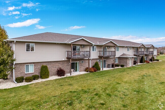 Building Photo - Watertown Park Apartments