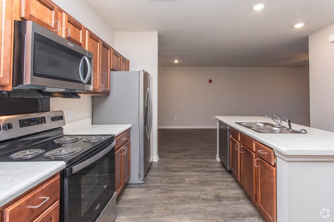2BR, 1BA - 977SF - The Crossing at Conyers
