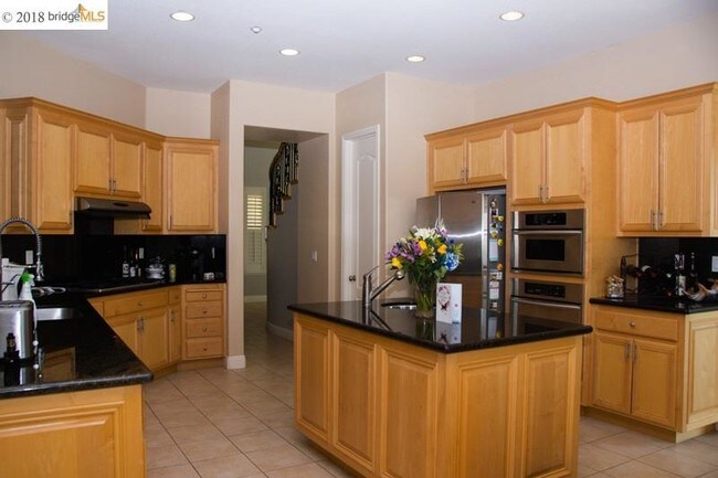 Foto del edificio - 1021 Pacific Grove Ct