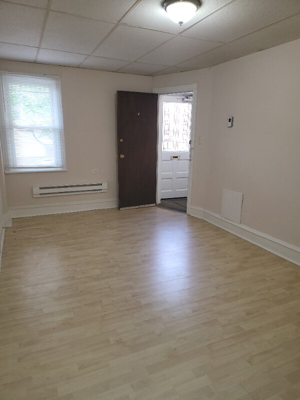 Foto del edificio - 19 W Abington Ave