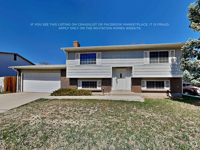 Building Photo - 1534 S Fraser Way