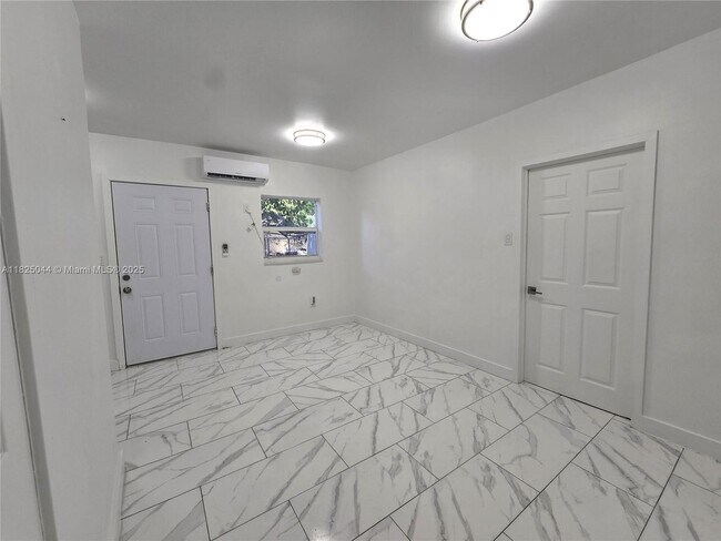 Building Photo - 1230 NW 70th St