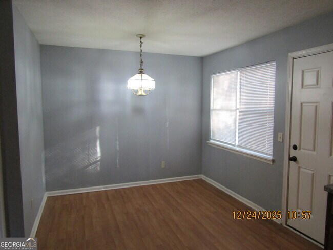 Building Photo - 1121 Windgate Cir NW