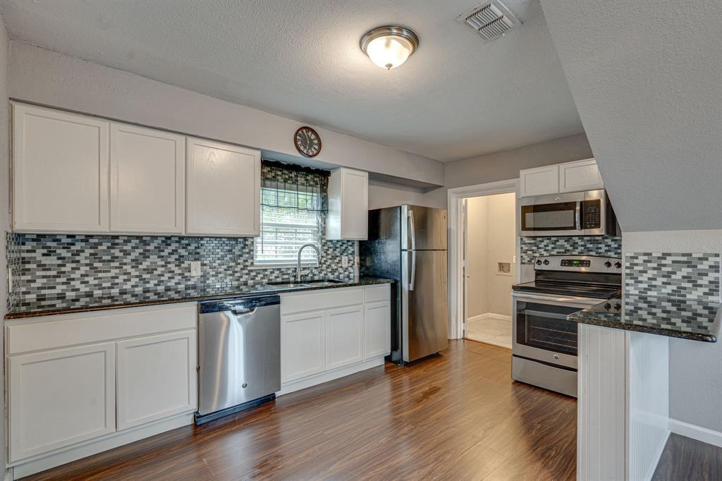 Foto principal - 538 E Main St