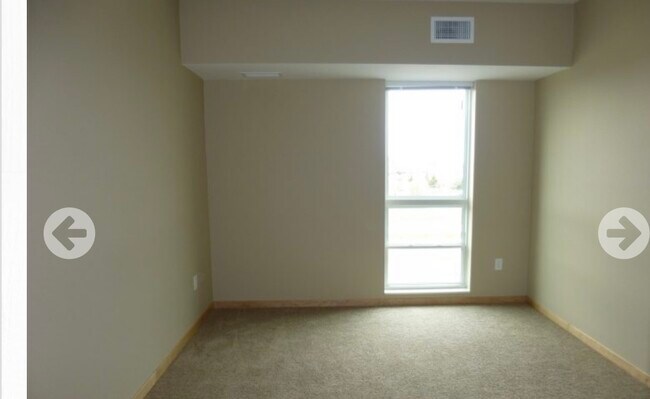 Bedroom - 2851 Hendrickson Dr
