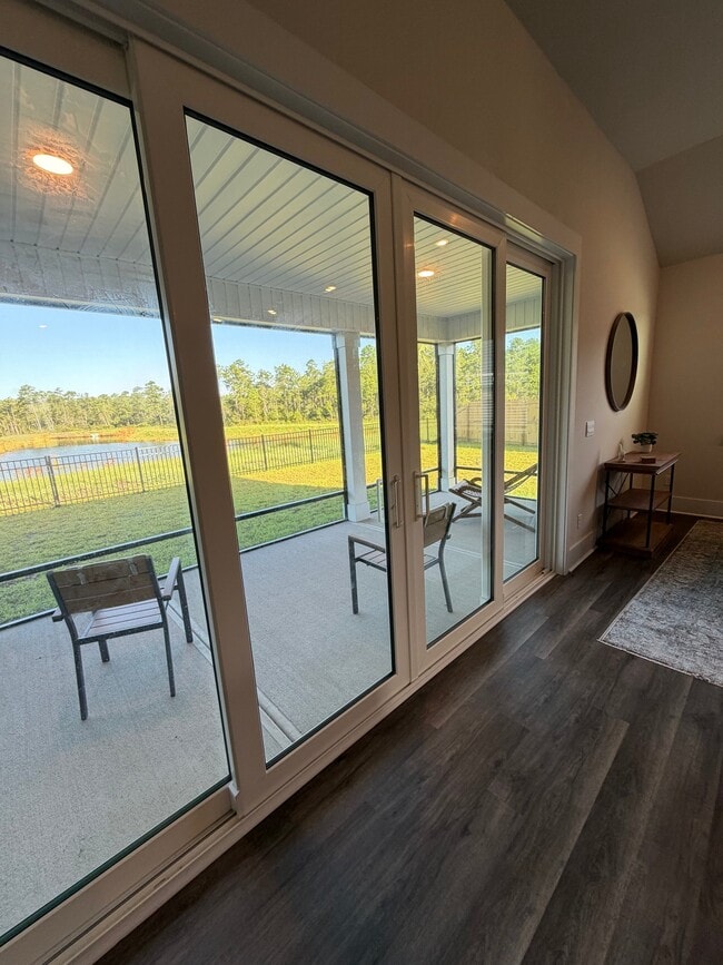 Building Photo - 5093 Roundhead Dr