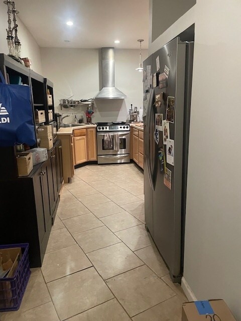 Entry to Kitchen - 111 Mulberry St