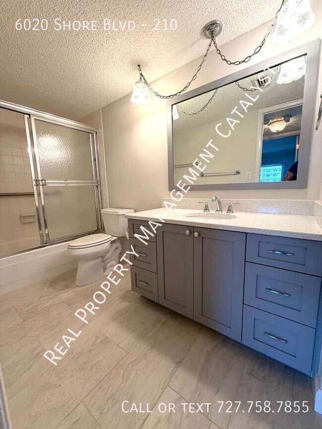 Foto del edificio - 6020 Shore Blvd S