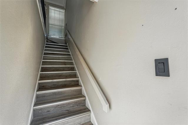 Foto del edificio - 6220 Bentwood Trail