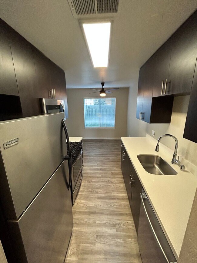 Foto del interior - Riverbend Apartments — Where Comfort Meets...
