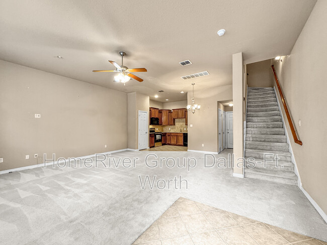 Foto del edificio - 2532 Bonnie Ln