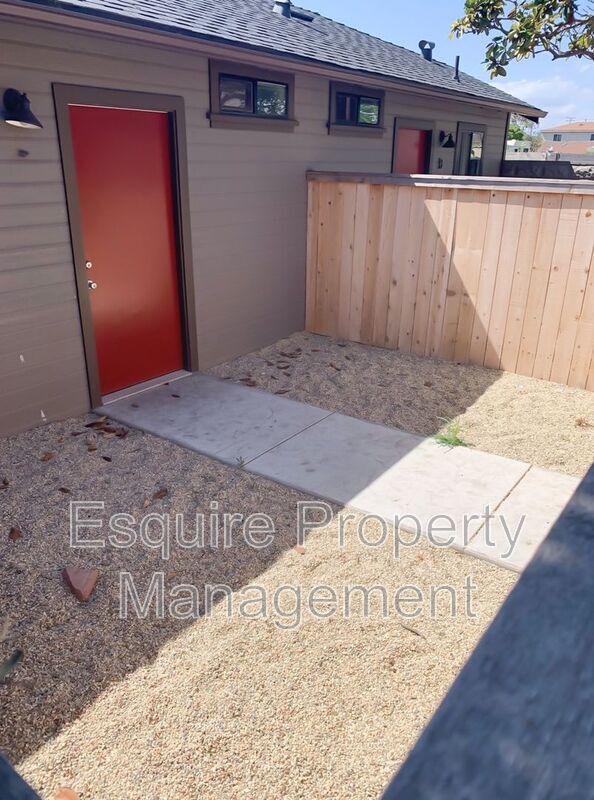 Building Photo - 309 Hill St