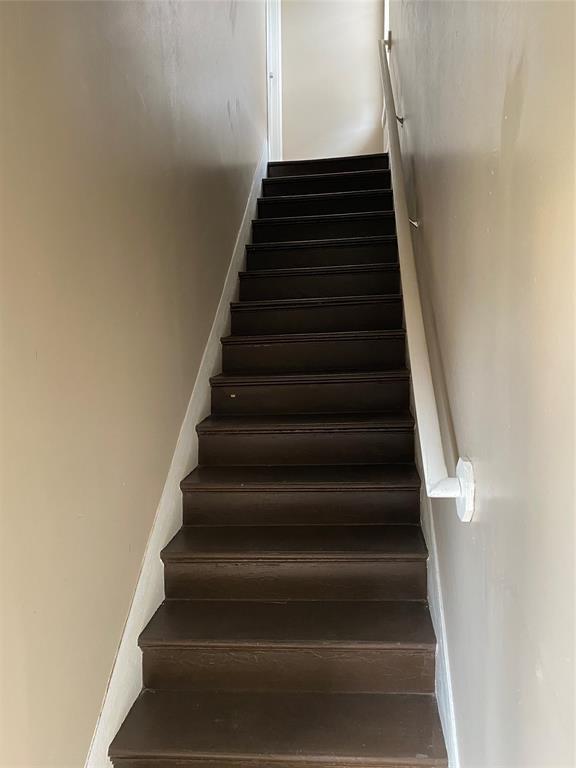 Foto del edificio - 2112 Berry St