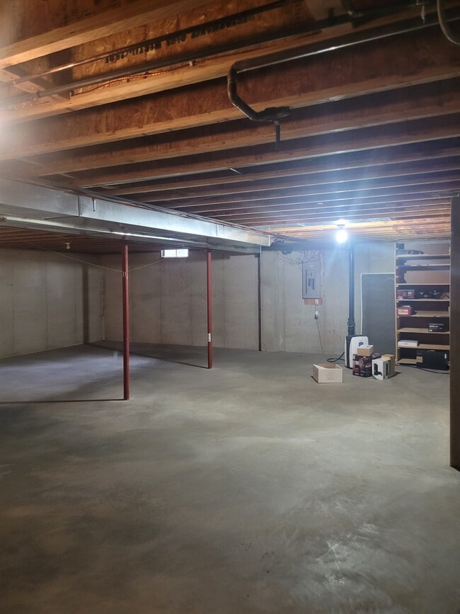 Building Photo - W5851 Hearthstone Dr