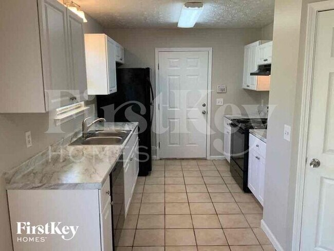 Foto del edificio - 5685 Cottage Ln