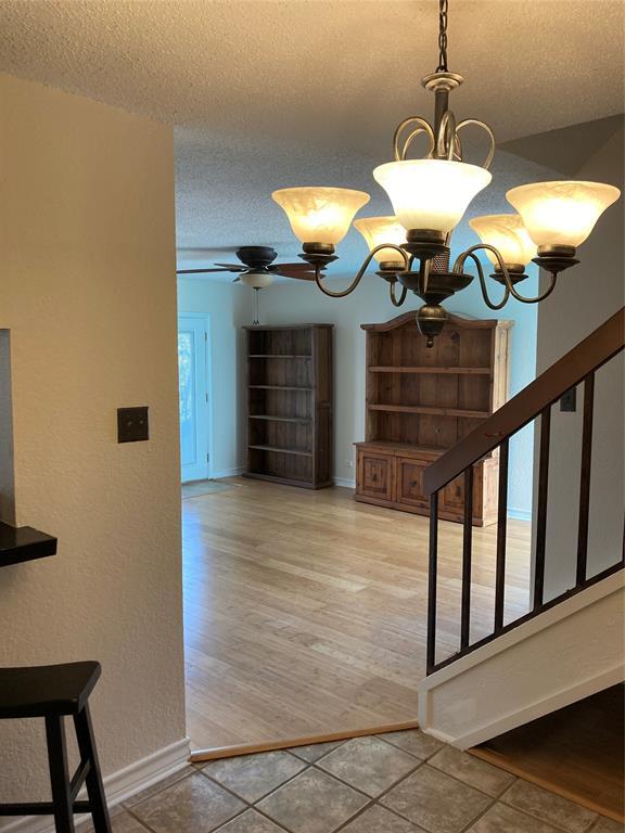 Foto del edificio - 6509 Hickock Dr