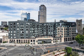 Building Photo - 51 South