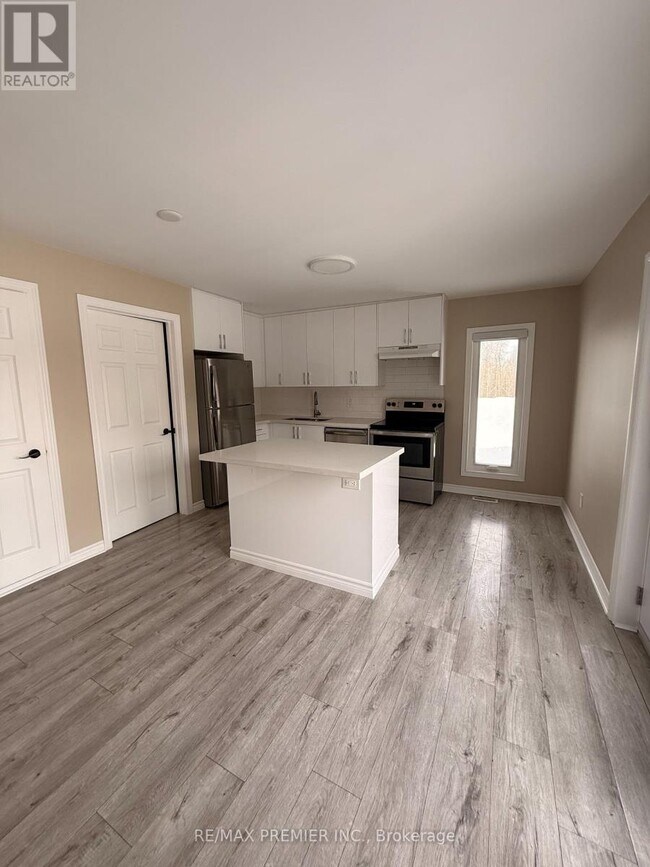 Building Photo - 4083 Simcoe County Rd 50