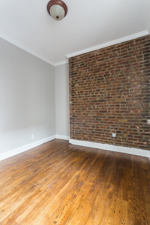 Building Photo - 432 E 13th St