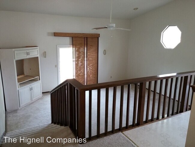 Foto del edificio - 3 br, 2 bath House - 1980 Mary Lake